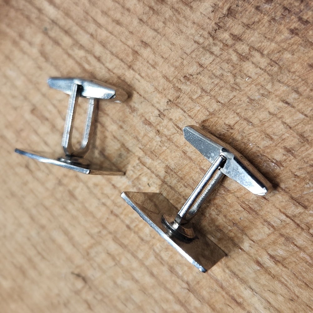 Vintage Etched Sterling Silver Rectangular Cuff L… - image 4